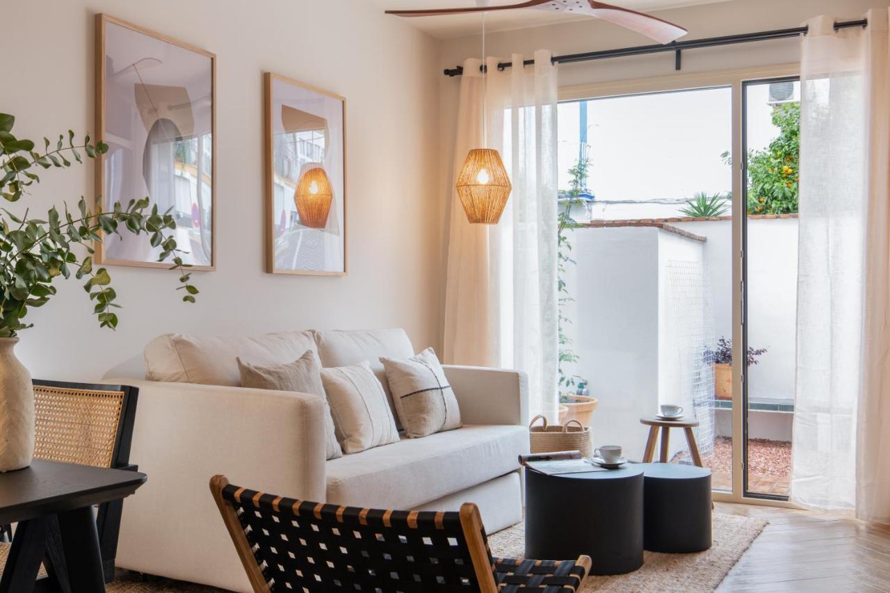 Magno Apartments Robles With Jacuzzi And Private Parking Sevilla Eksteriør bilde